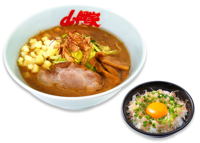 特製カレーとんこつラーメン玉子かけご飯セット